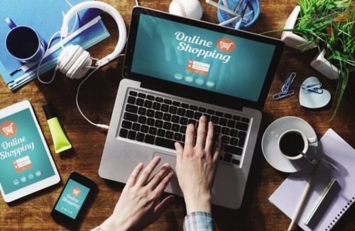 最后來(lái)說(shuō)一個(gè)正能量的故事，一個(gè)關(guān)于兩代人理性消費(fèi)理性投資的故事。